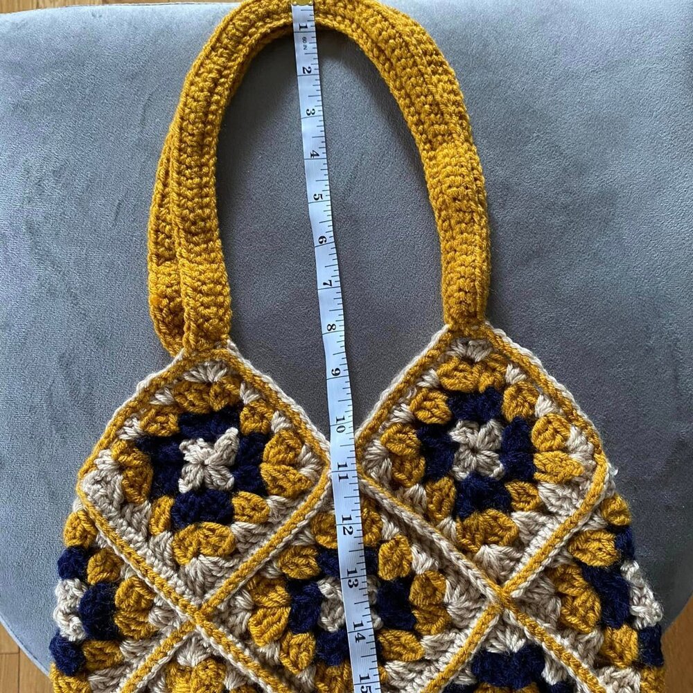 HANDMADE CROCHET SMALL  BAG  NWT! - Picture 4 of 4